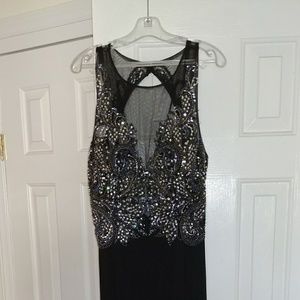 full length prom/hobo black dress